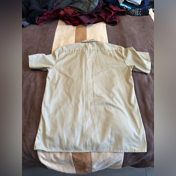 Dickies button down work shirt, khaki, men’s size Large - Picture 3 of 4
